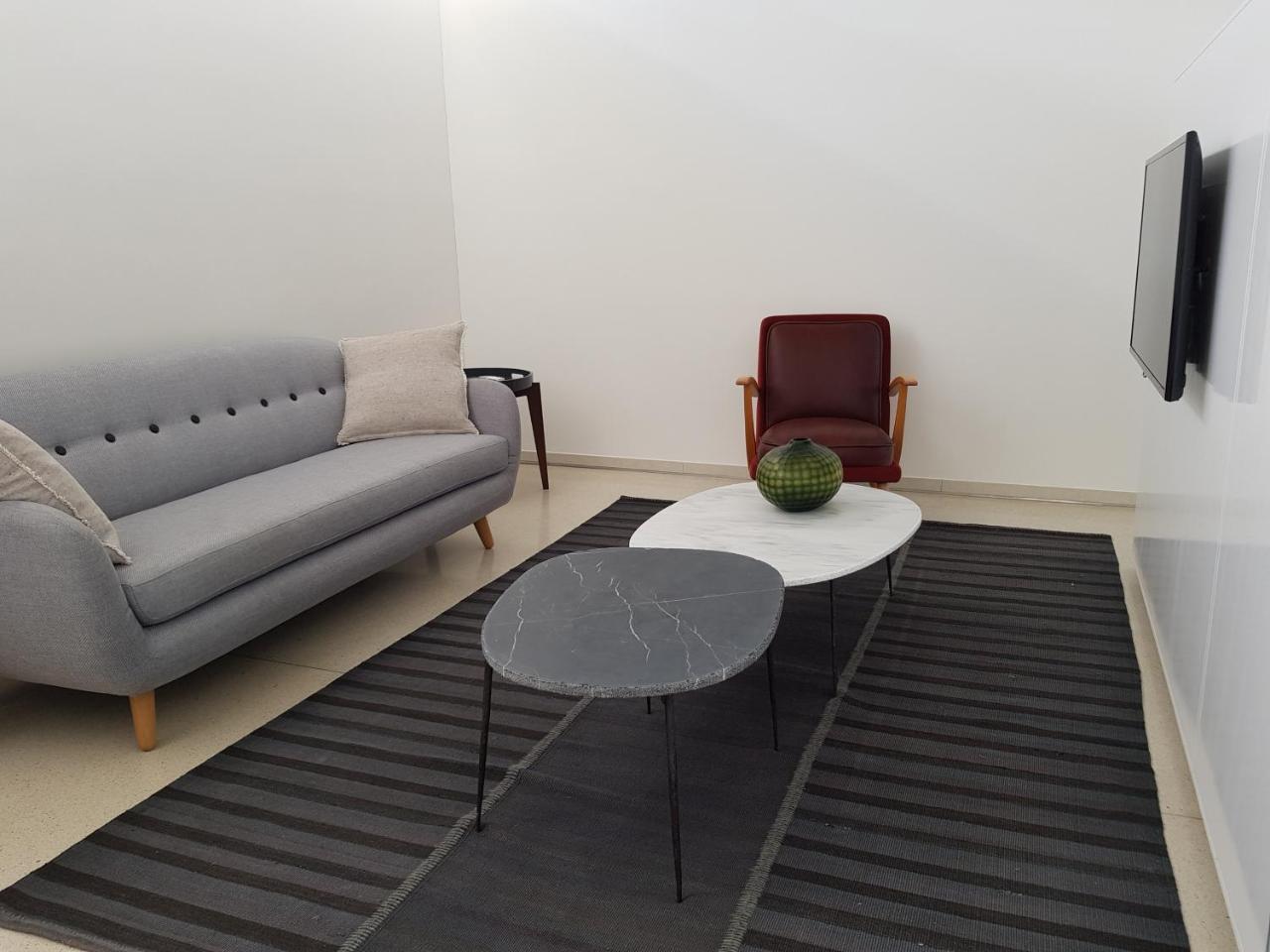 מלון ווינדהוק Livega House מראה חיצוני תמונה